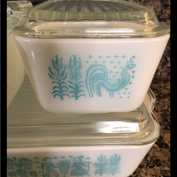 Pyrex Butterprint Vintage Full Set, 1957, 4 Dish & 4 Lids - Picture 11 of 12